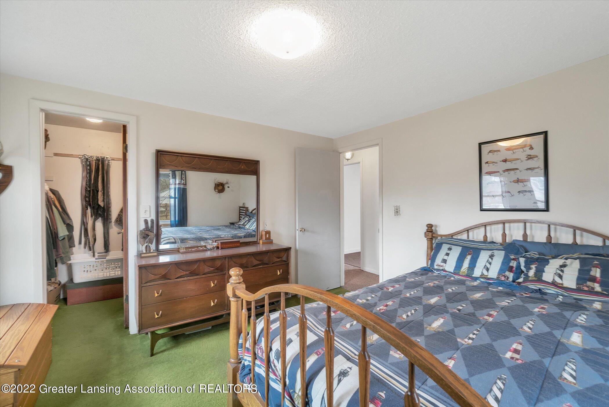 4610 Old Lansing Road Lansing, MI 48917 - Photo 22 of 43 22-4610-Old-Lansing-Rd-WindowStill-Real-