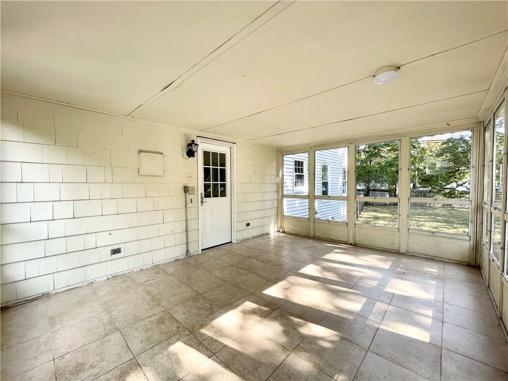 4 Grasslands Road East Greenwich, RI 02818 - Photo 38 of 50 Gallery Image 38