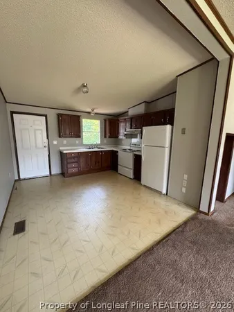 $1,000 | 153 Oak Street, Fayetteville, NC 28306