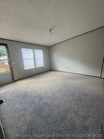 $1,000 | 153 Oak Street, Fayetteville, NC 28306