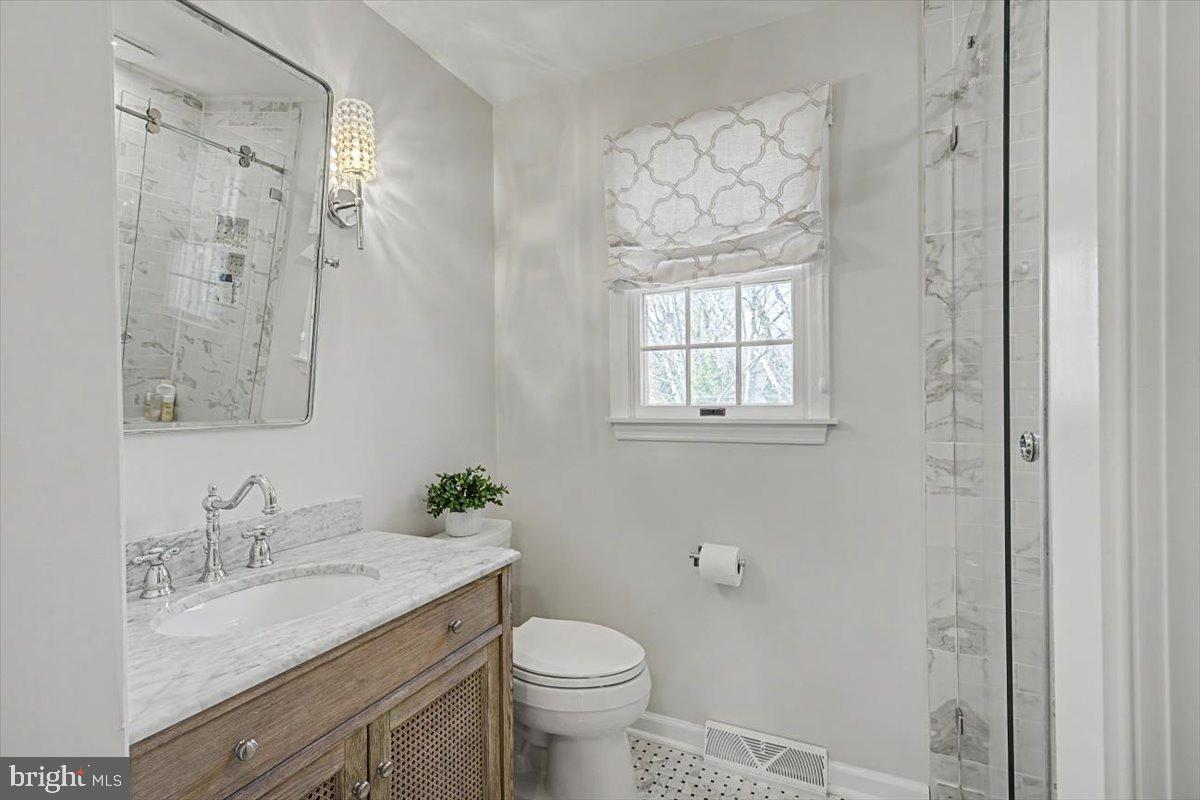 6 Briar Road Wilmington, DE 19803 - Photo 17 of 29 Renovated primary bath!