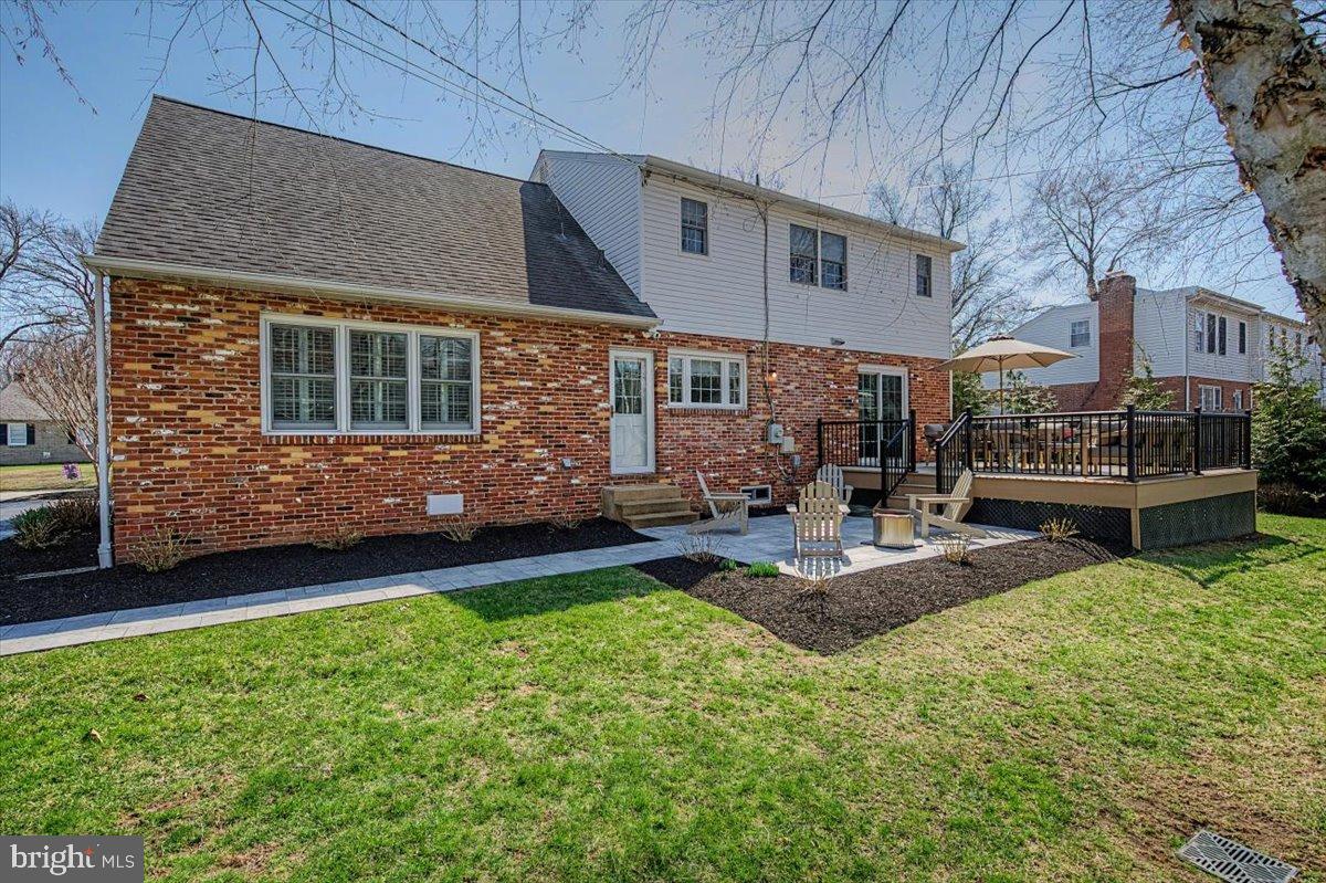 6 Briar Road Wilmington, DE 19803 - Photo 27 of 29 Nice level backyard and paver walkway