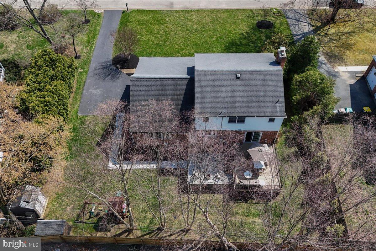 6 Briar Road Wilmington, DE 19803 - Photo 28 of 29 Aerial view, side garage, long driveway