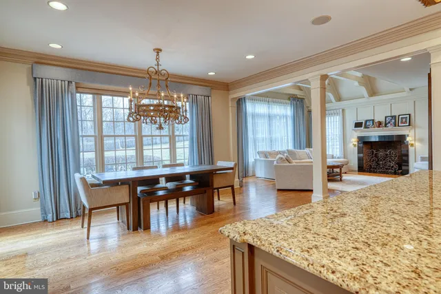 a en suite bathroom with a sink and a mirror