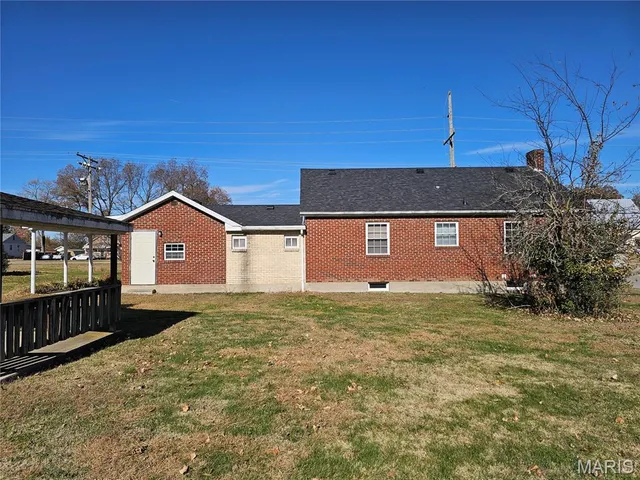 $162,000 | 1300 Tower Street, Evansville, IL 62242