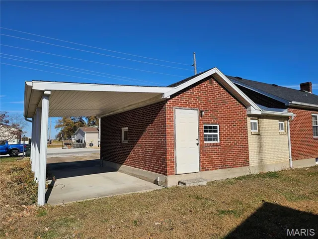 $162,000 | 1300 Tower Street, Evansville, IL 62242