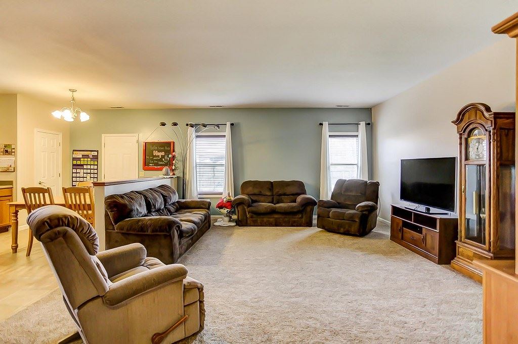 227 Riley Place Fort Wayne, IN 46825 - Photo 4 of 24 Gallery Image 4
