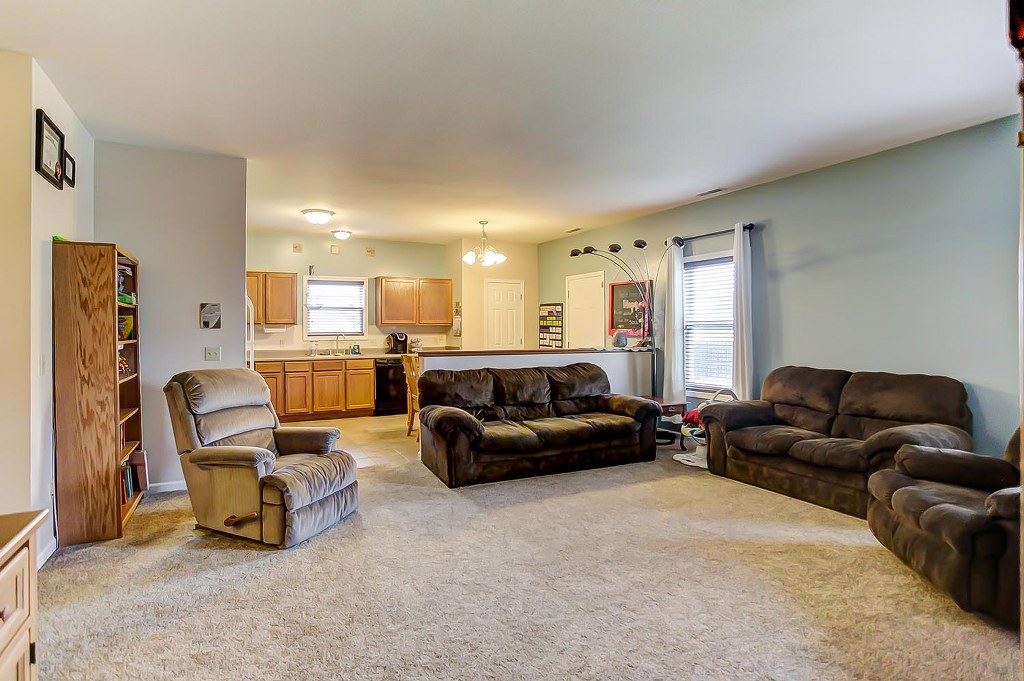 227 Riley Place Fort Wayne, IN 46825 - Photo 5 of 24 Gallery Image 5