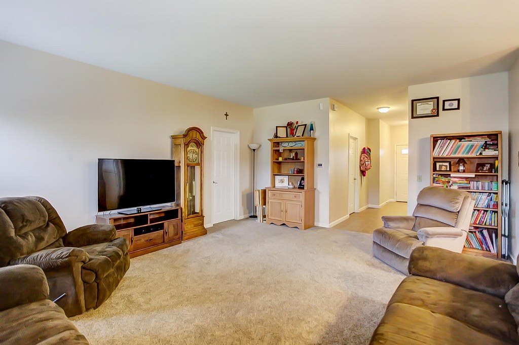 227 Riley Place Fort Wayne, IN 46825 - Photo 7 of 24 Gallery Image 7