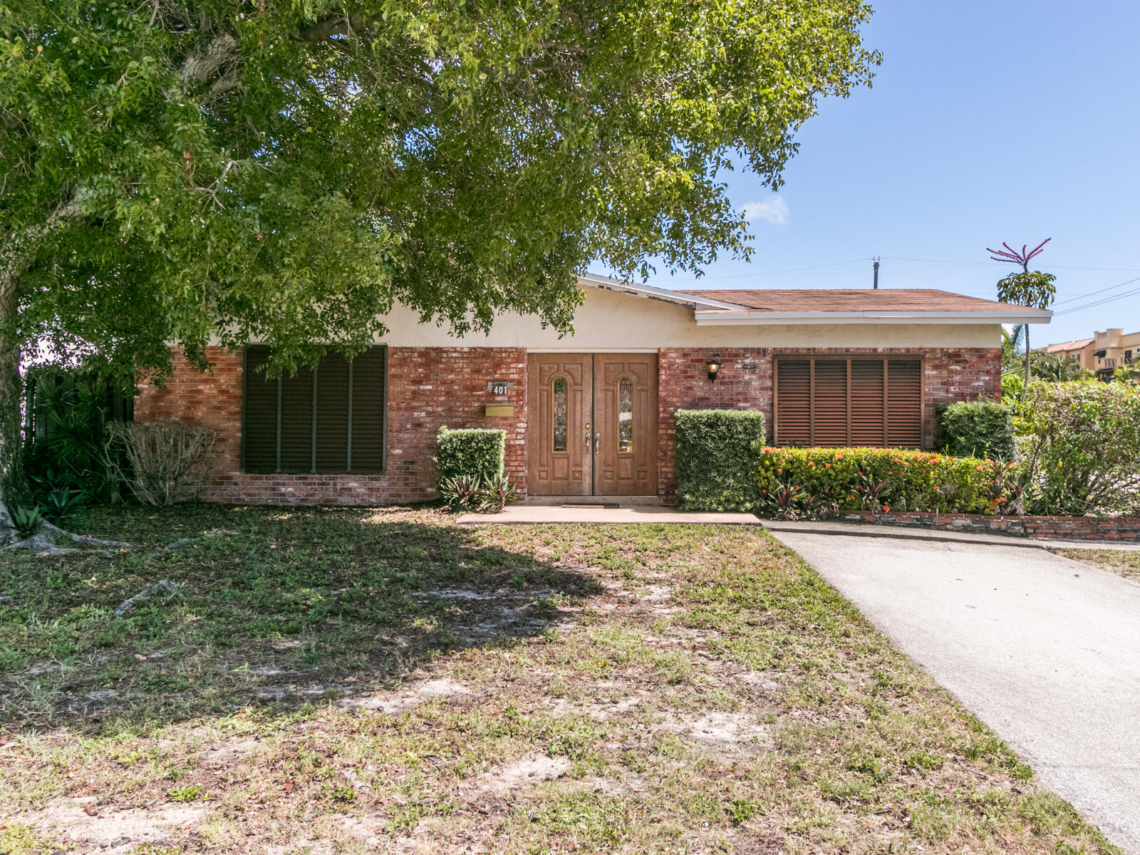 401 Southwest 1st Street Boca Raton, FL 33432 - Photo 2 of 47 401-2
