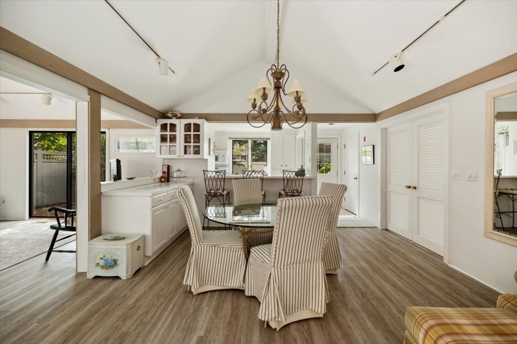 39 Brassie Way Mashpee, MA 02649 - Photo 11 of 40