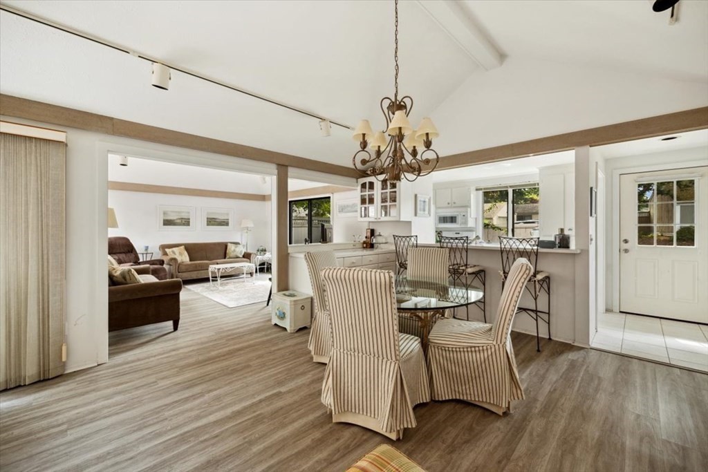 39 Brassie Way Mashpee, MA 02649 - Photo 13 of 40