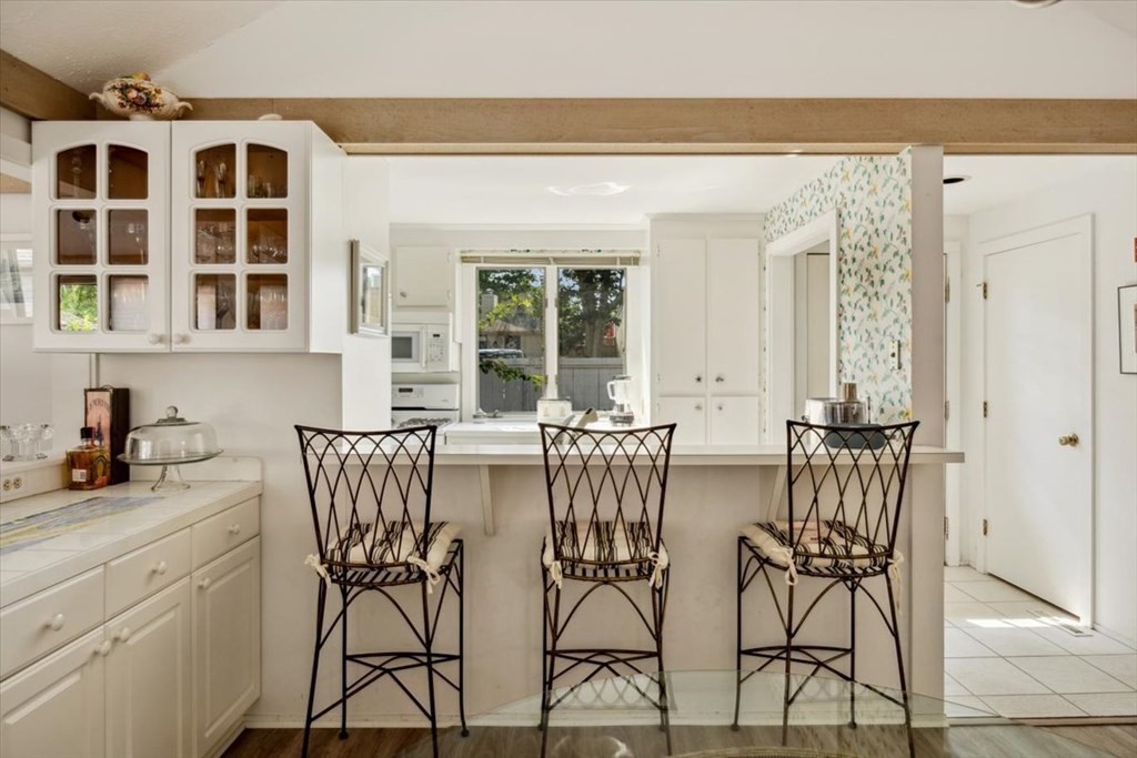 39 Brassie Way Mashpee, MA 02649 - Photo 7 of 40