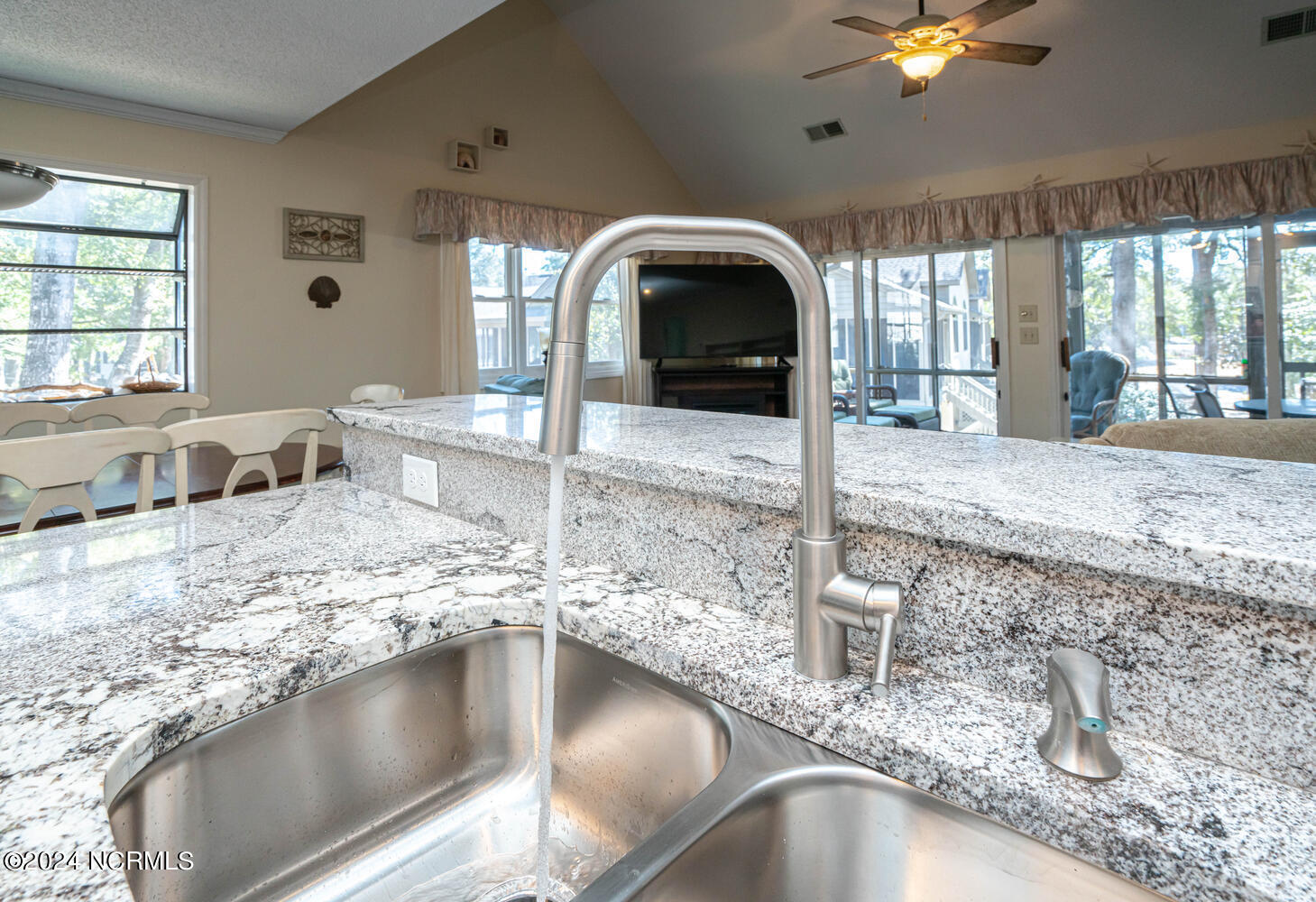240 Clubhouse Road, Unit D Sunset Beach, NC 28468 - Photo 14 of 54 Kitchen