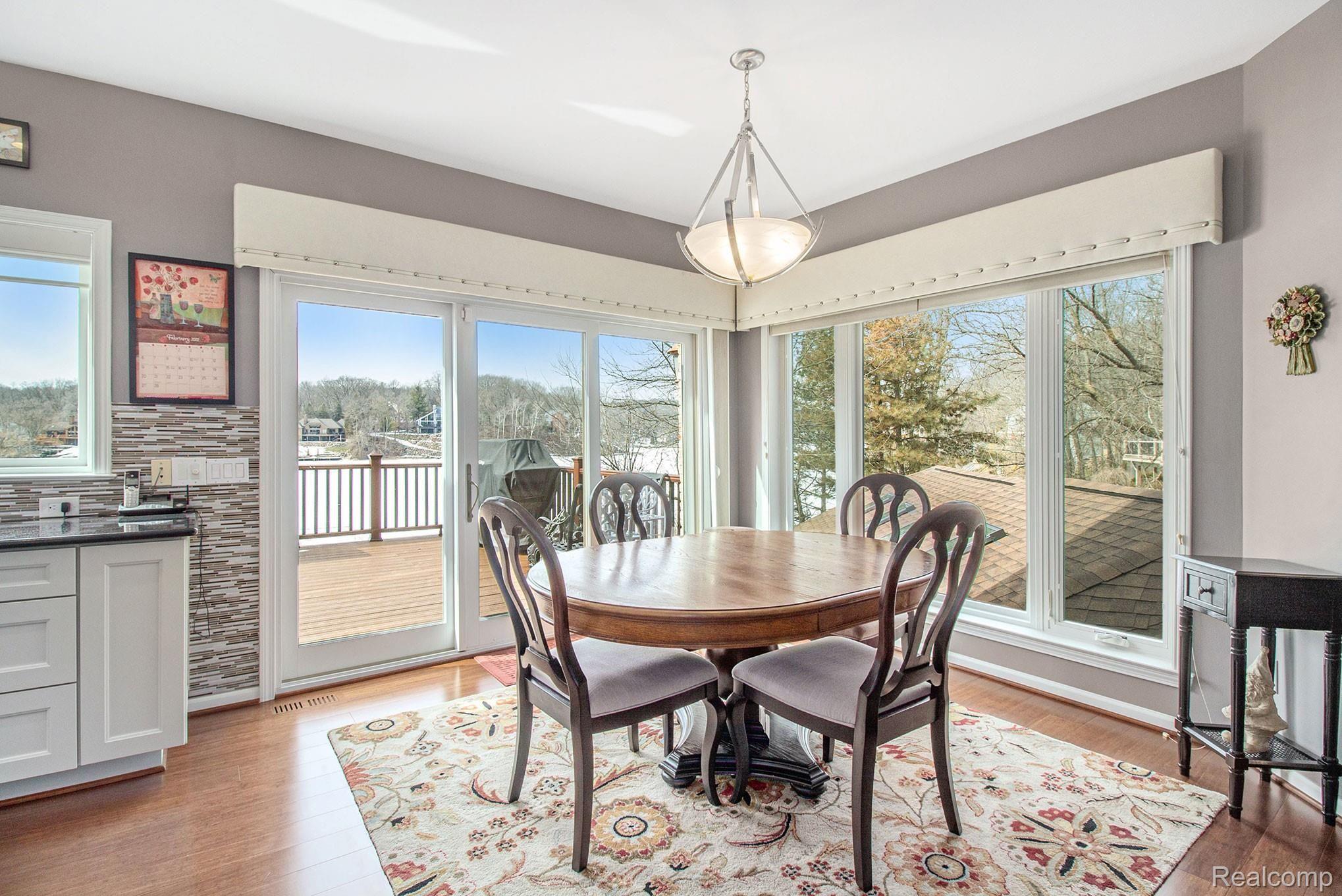 7041 Linden Road Fenton, MI 48430 - Photo 7 of 38 3.jpg
