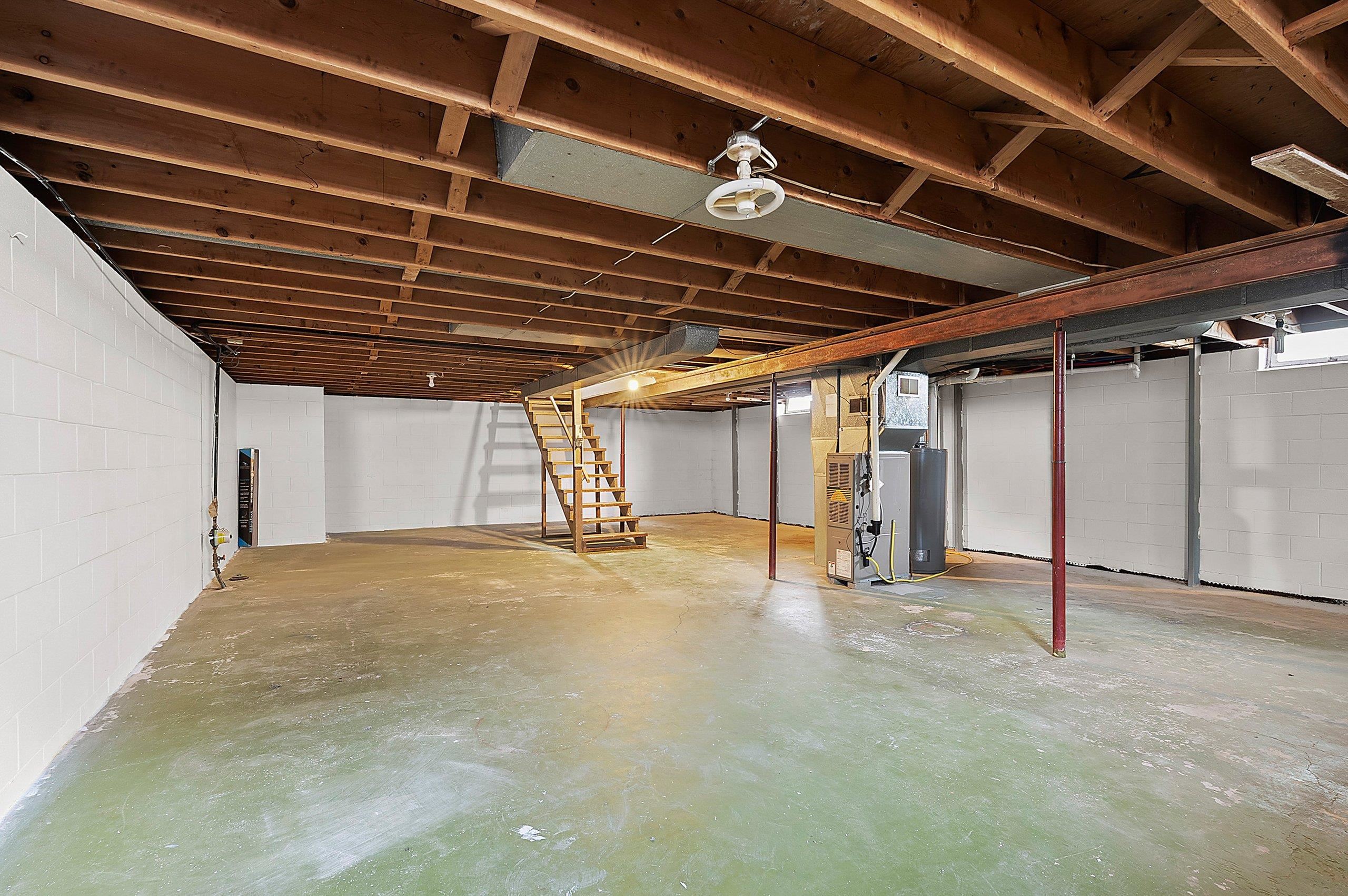 637 East Wilson Avenue Appleton, WI 54915 - Photo 25 of 45