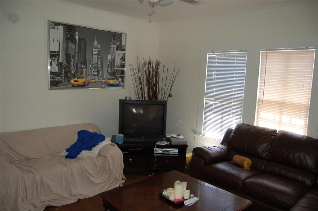 1905 David Street, Unit A Austin, TX 78705 - Photo 2 of 14