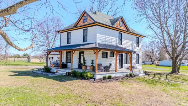 $385,000 | 1695 Pike Street, Wabash, IN 46992