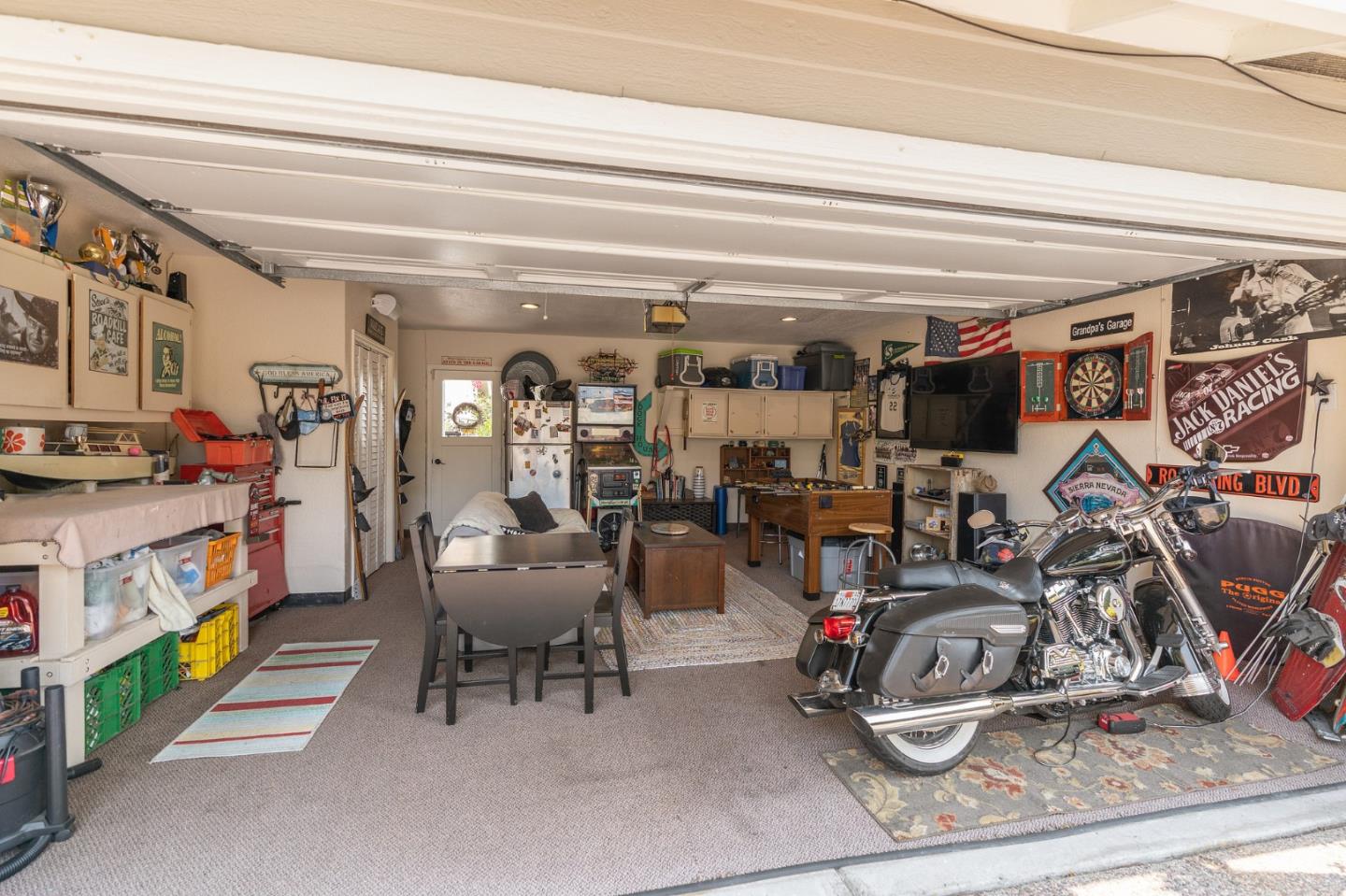 42 Seneca Lane San Ramon, CA 94583 - Photo 26 of 40 a view of a room with gym equipment