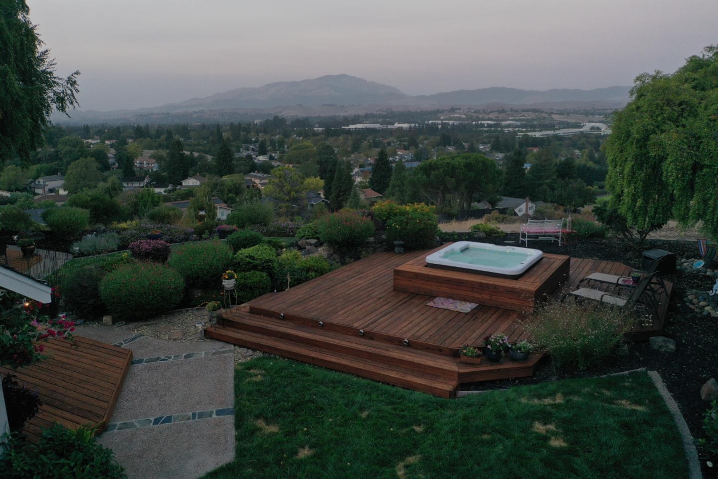 42 Seneca Lane San Ramon, CA 94583 - Photo 38 of 40 a view of a backyard with plants and a garden