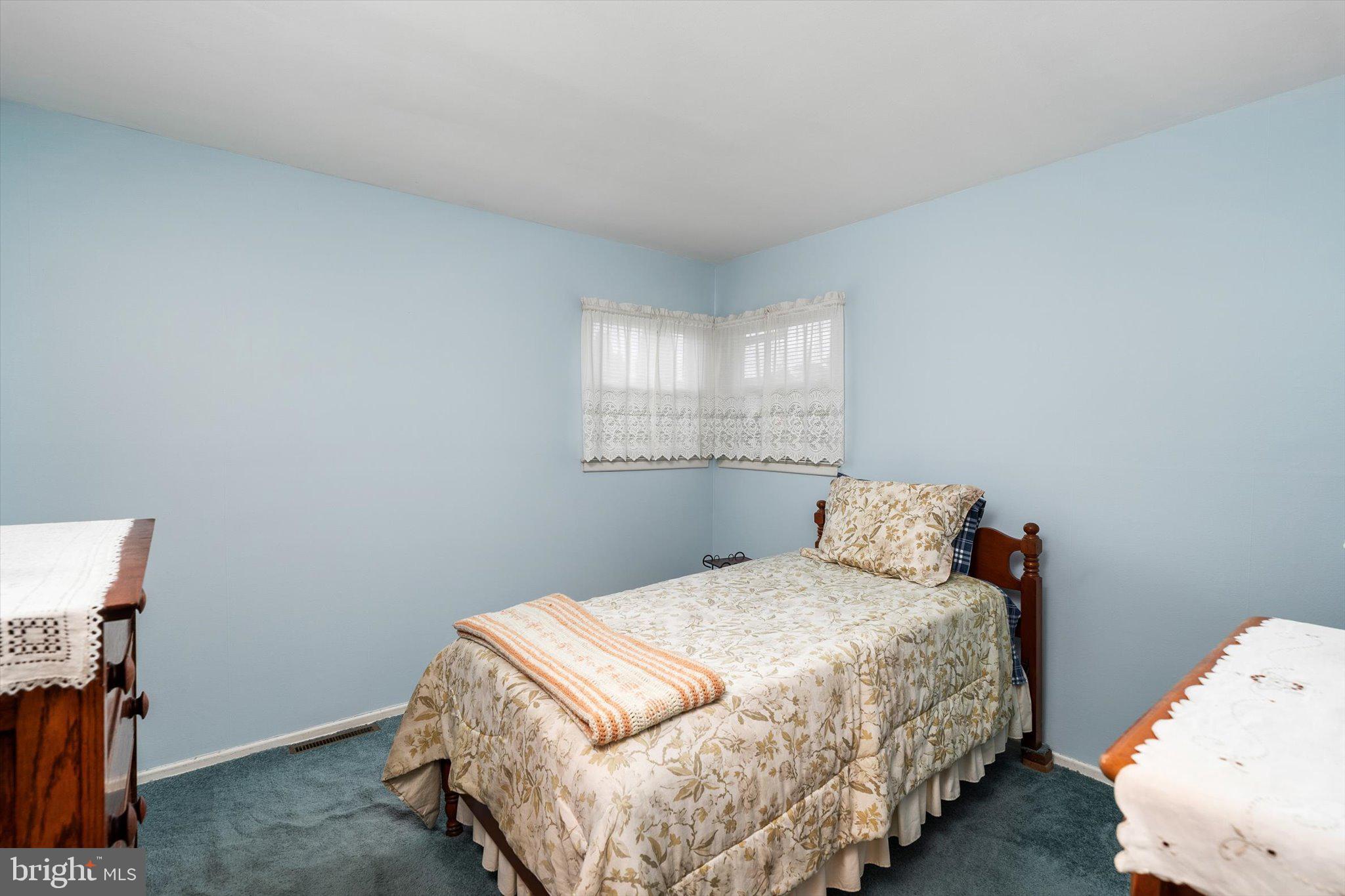 857 Estates Boulevard Hamilton, NJ 08690 - Photo 13 of 25 Cozy retreat with soft blue hues.