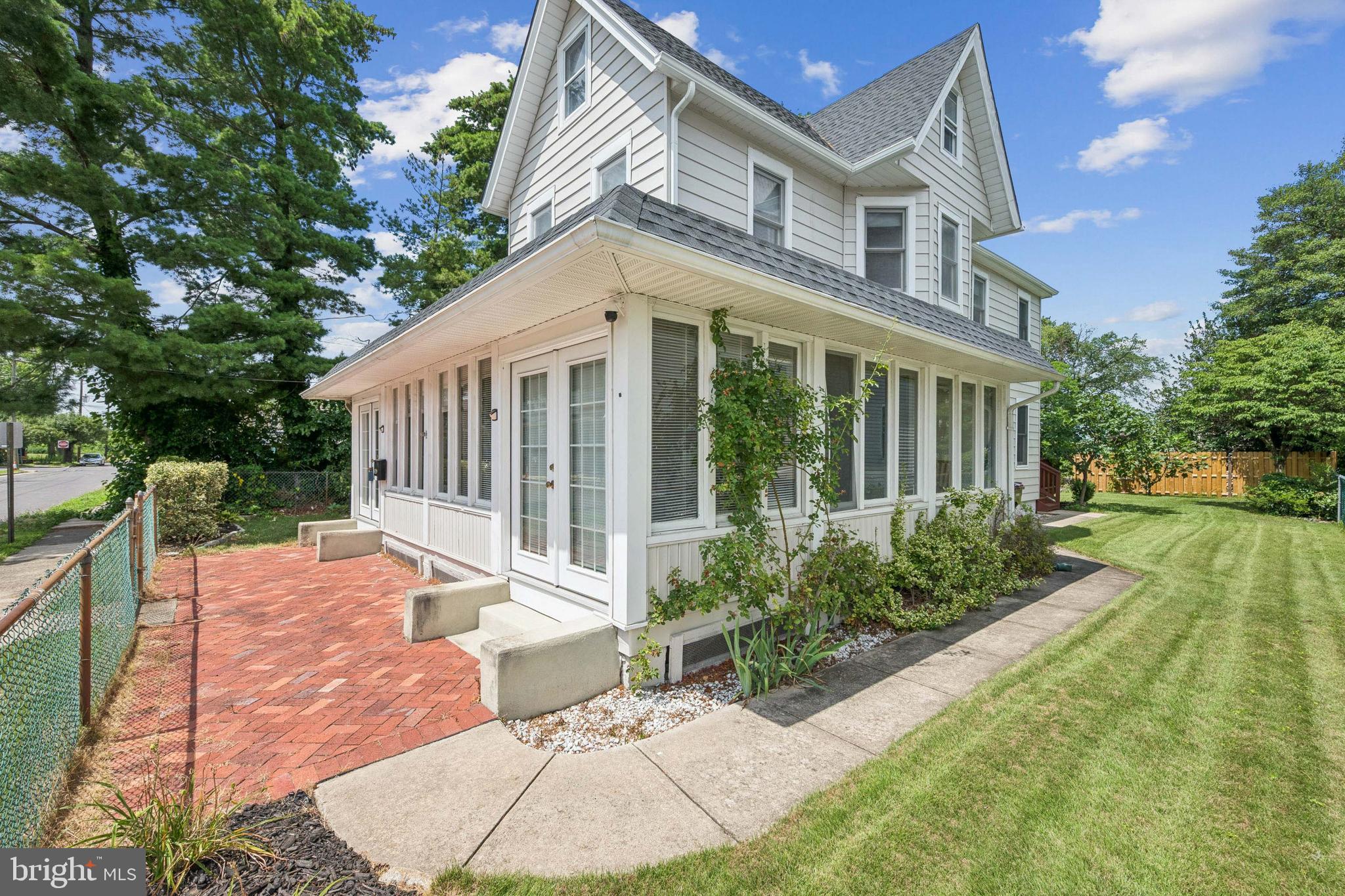 215 Filmore Street Riverside, NJ 08075 - Photo 2 of 27