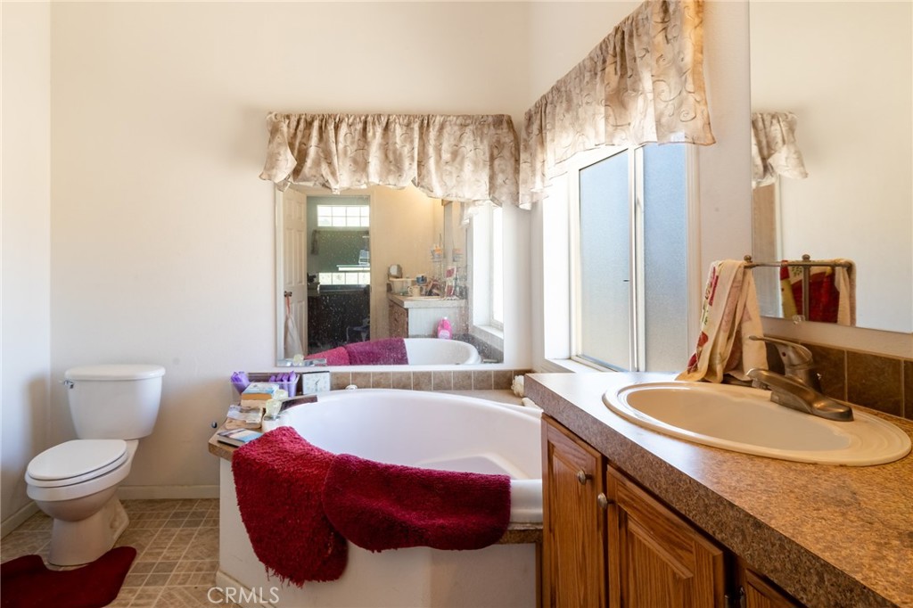 61775 Terrace Joshua Tree, CA 92252 - Photo 9 of 14 Gallery Image 9