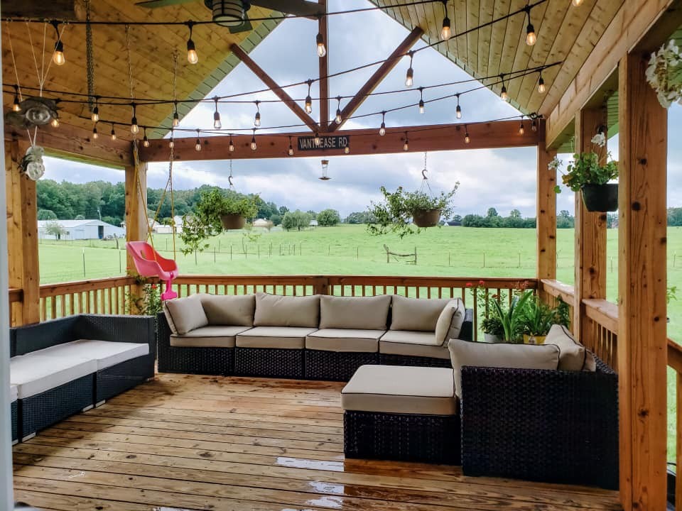 5771 Payne Road Portland, TN 37148 - Photo 1 of 11 a view of sitting area with furniture and wooden floor