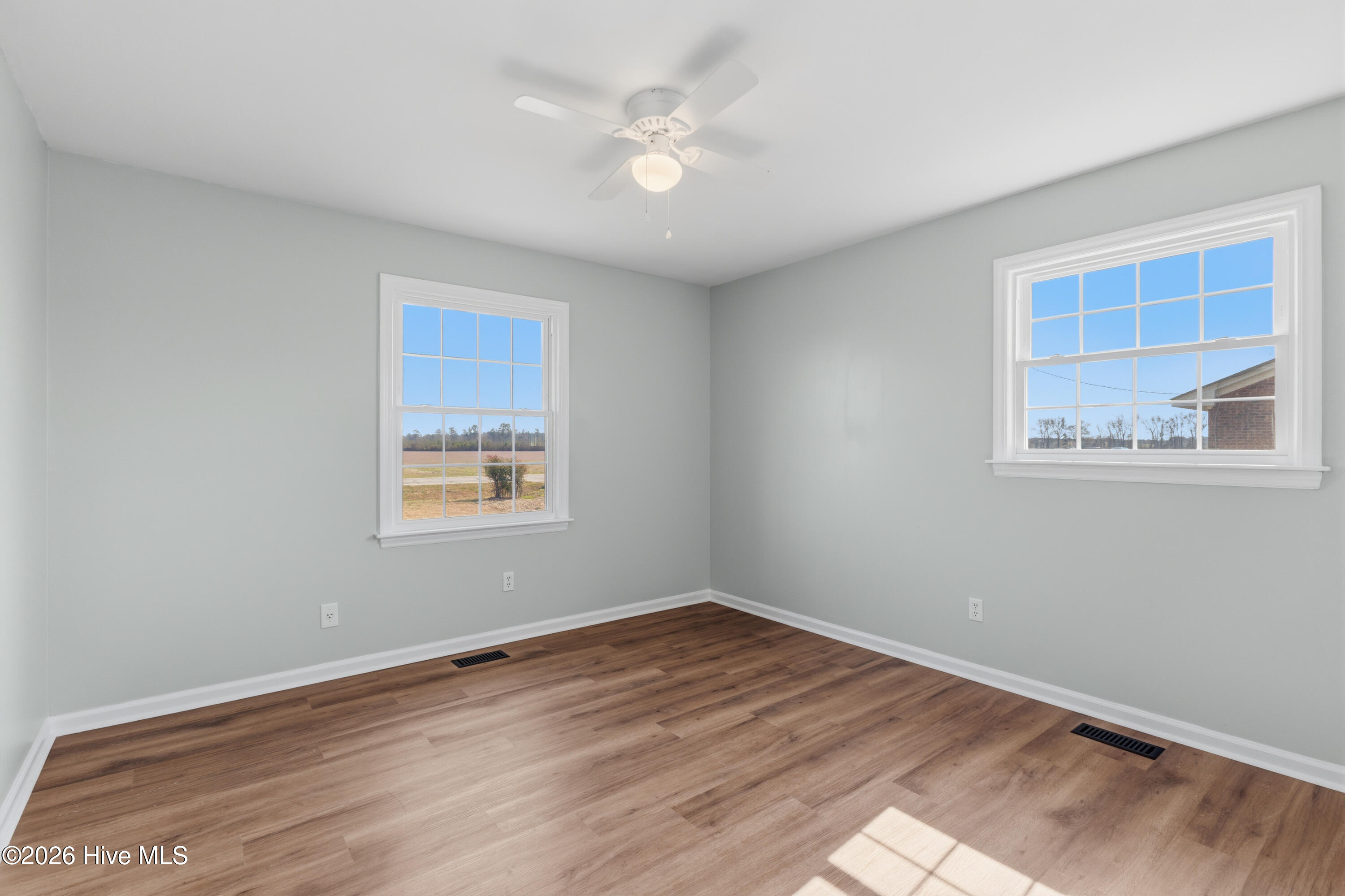 2324 Highway 111 Pinetops, NC 27864 - Photo 13 of 29 2324 NC 111 pic bed