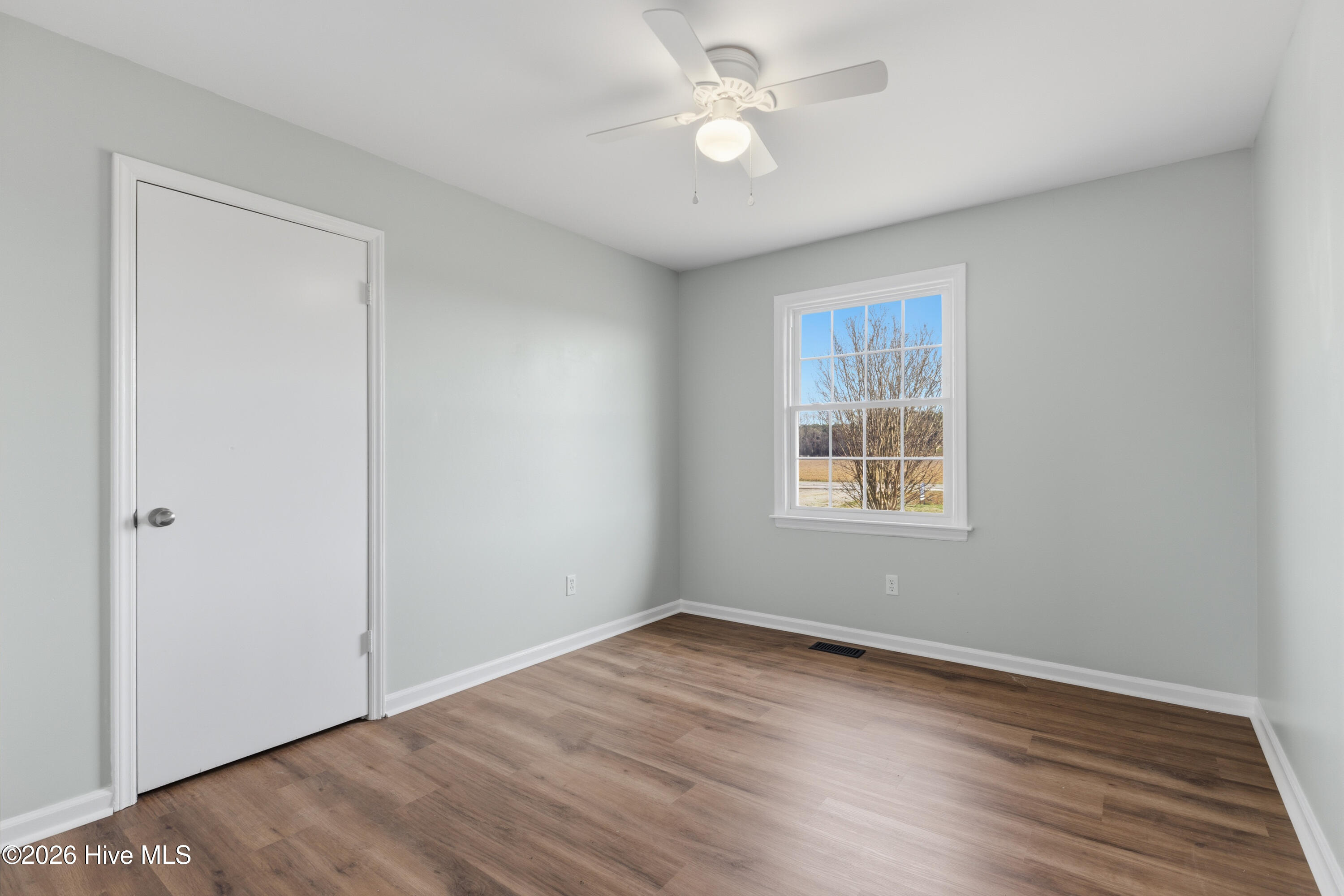 2324 Highway 111 Pinetops, NC 27864 - Photo 17 of 29 2324 NC 111 pic bed 5