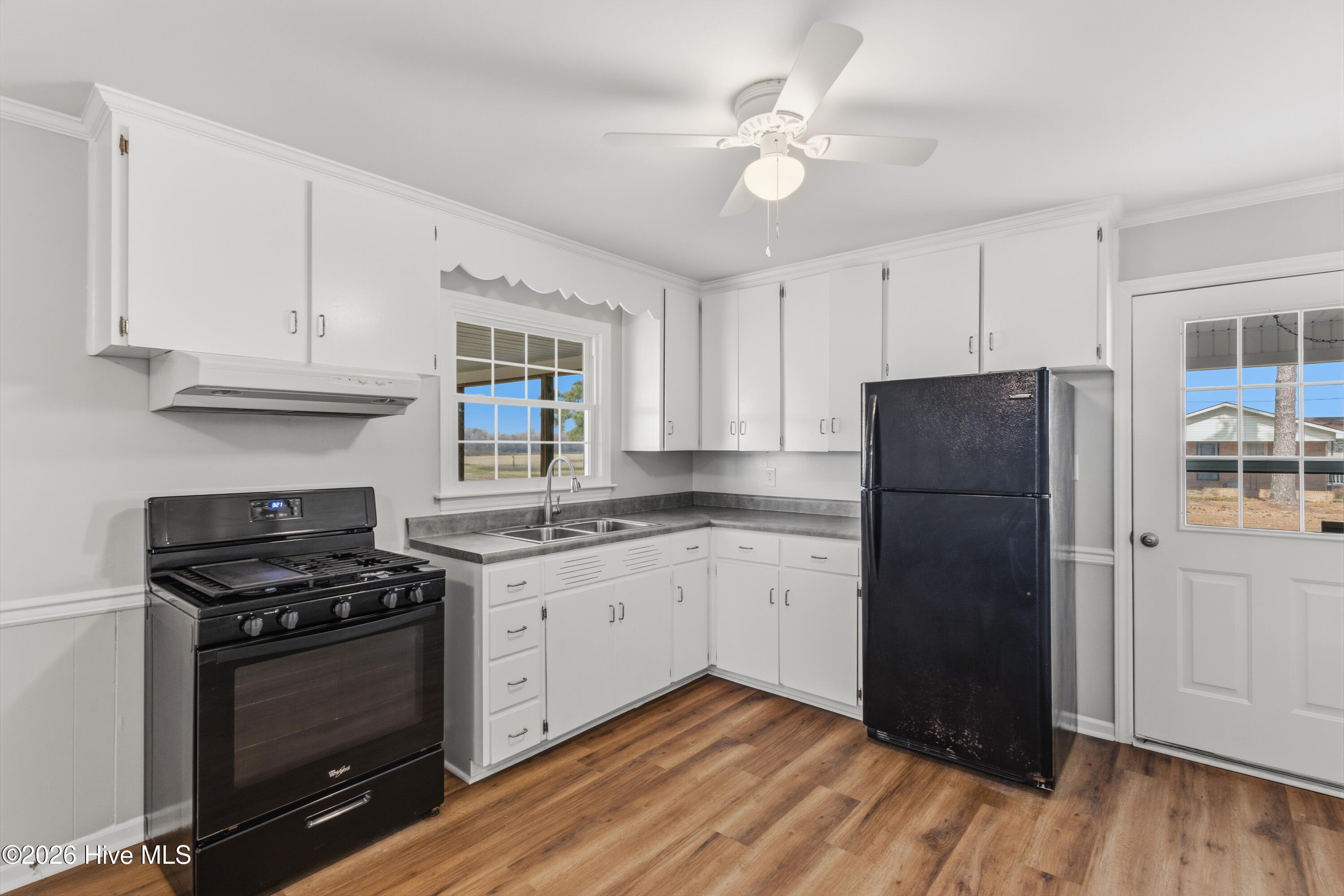 2324 Highway 111 Pinetops, NC 27864 - Photo 18 of 29 2324 NC 111 pic kitchen 2