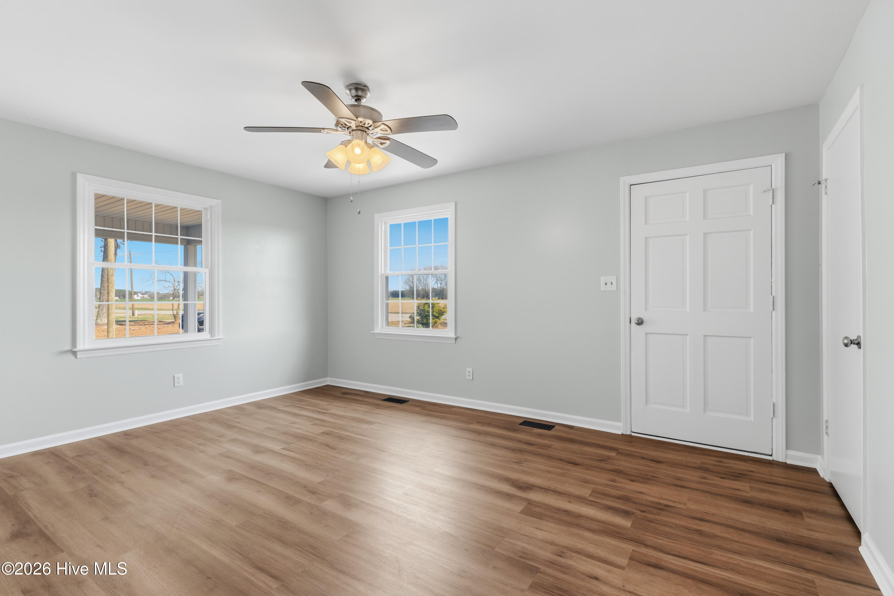 2324 Highway 111 Pinetops, NC 27864 - Photo 10 of 29 2324 NC 111 pic living