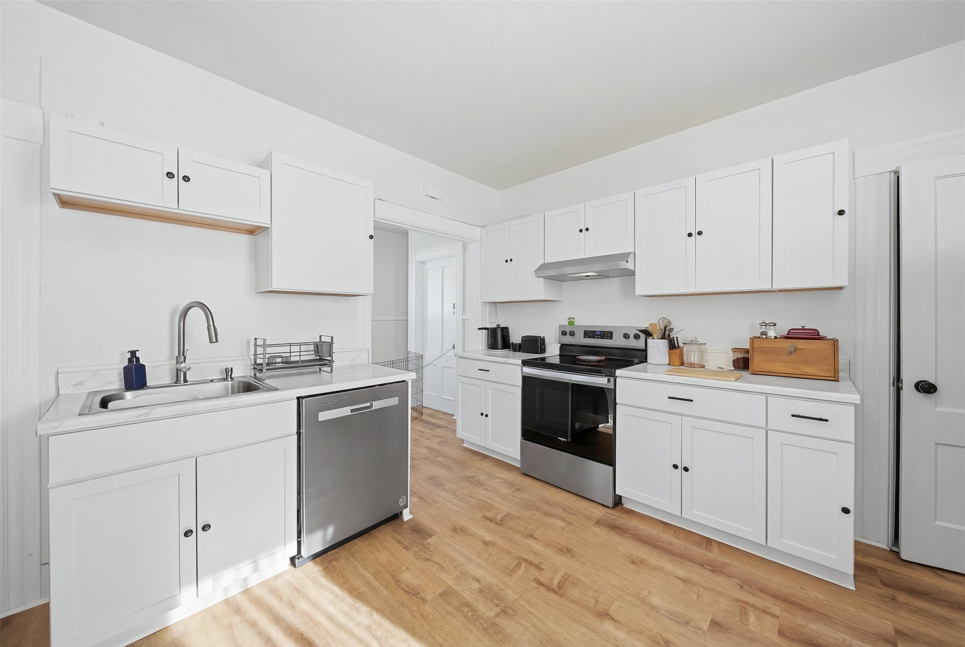 253 Walnut Street Manchester, NH 03104 - Photo 27 of 51