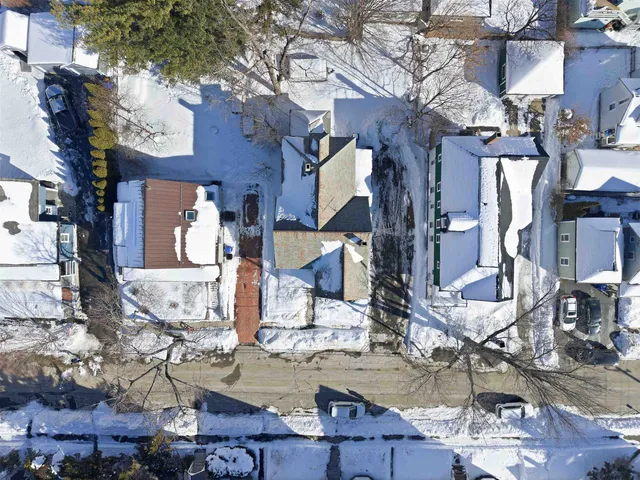 $549,900 | 253 Walnut Street, Manchester, NH 03104