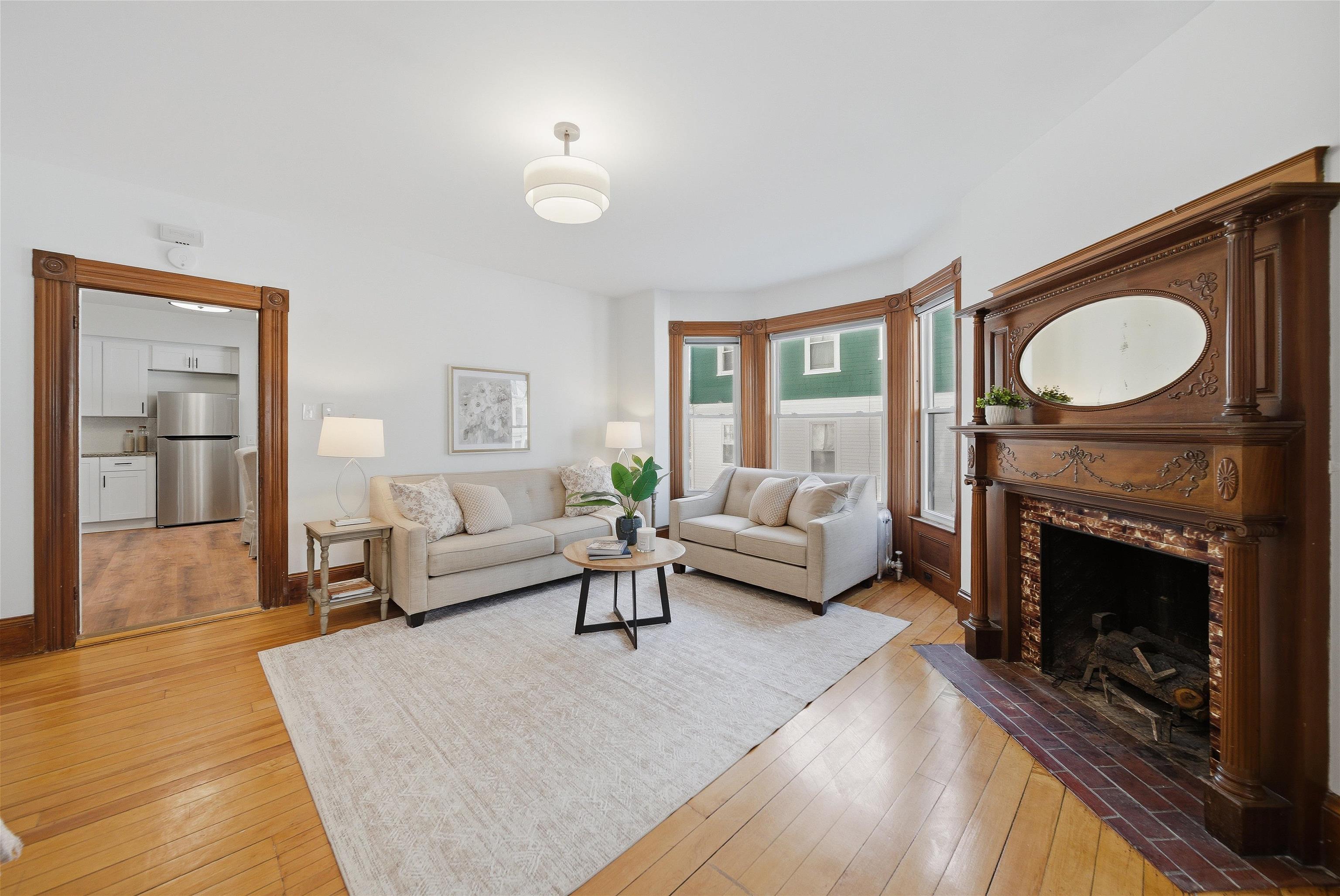 253 Walnut Street Manchester, NH 03104 - Photo 5 of 51