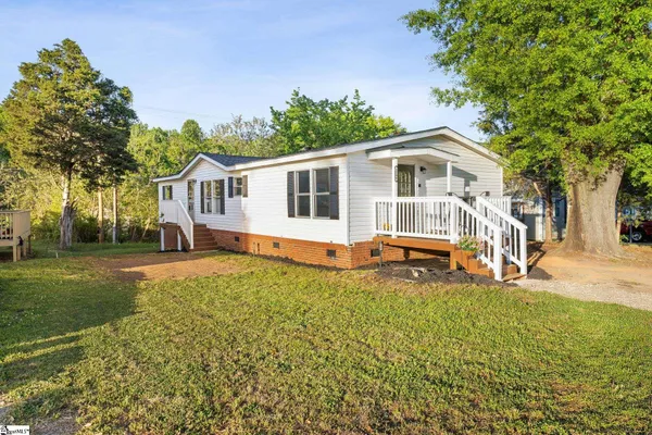$189,000 | 1599 Main Street, Wellford, SC 29385