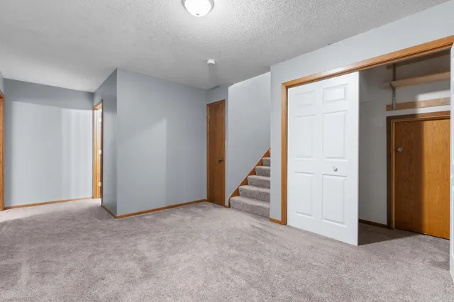 $469,900 | 707 26th Street Southwest, Austin, MN 55912