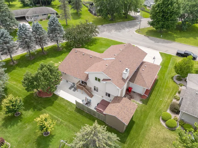 $469,900 | 707 26th Street Southwest, Austin, MN 55912