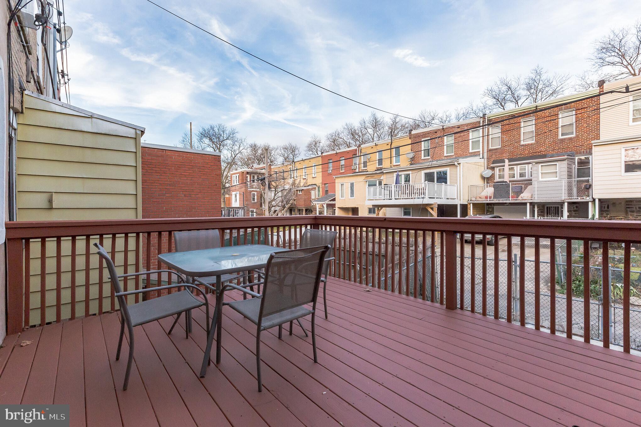925 Atwood Road Philadelphia, PA 19151 - Photo 14 of 24 Deck