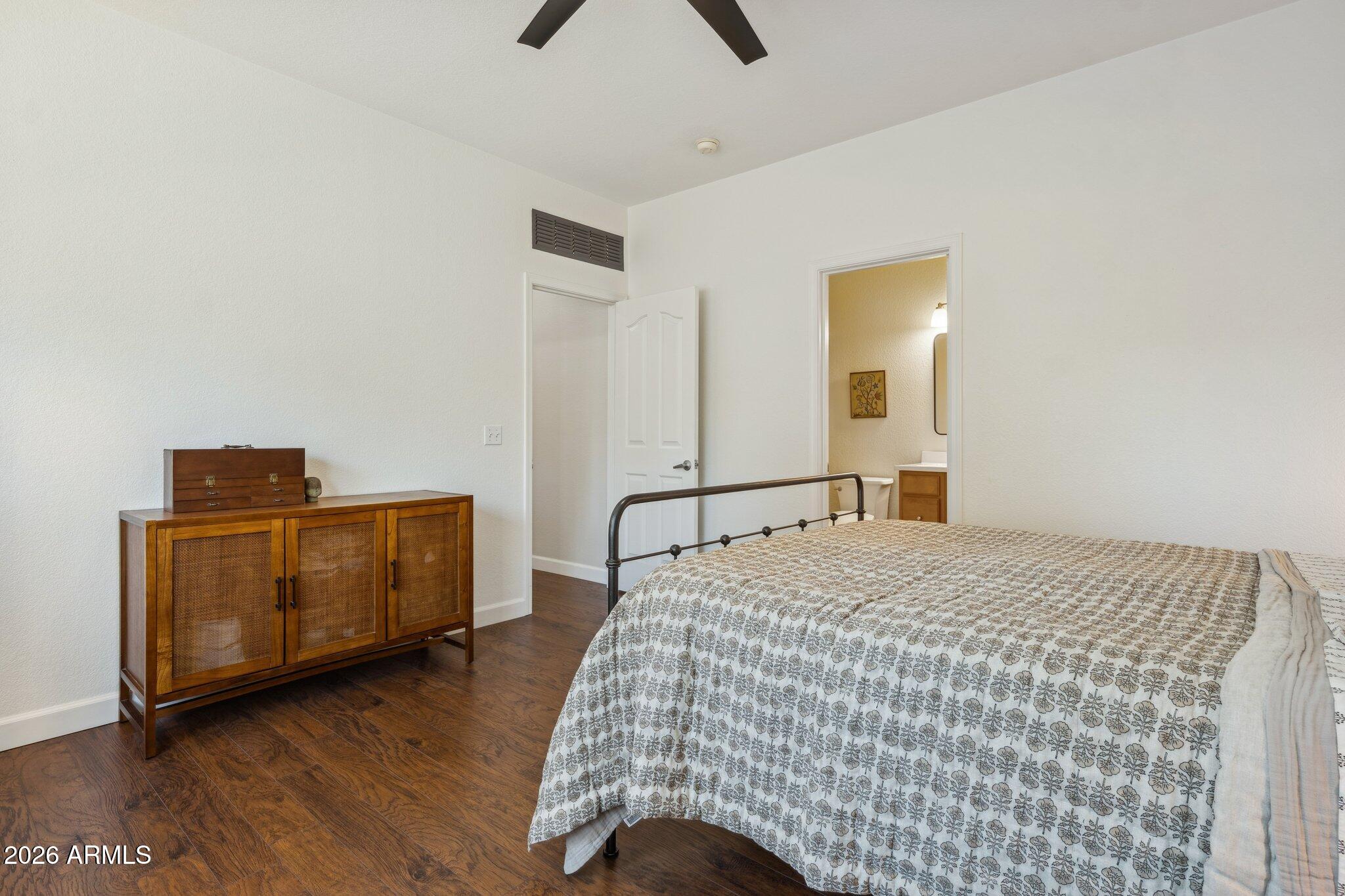 1134 East Pedro Road Phoenix, AZ 85042 - Photo 10 of 30 13-1134 E Pedro Road