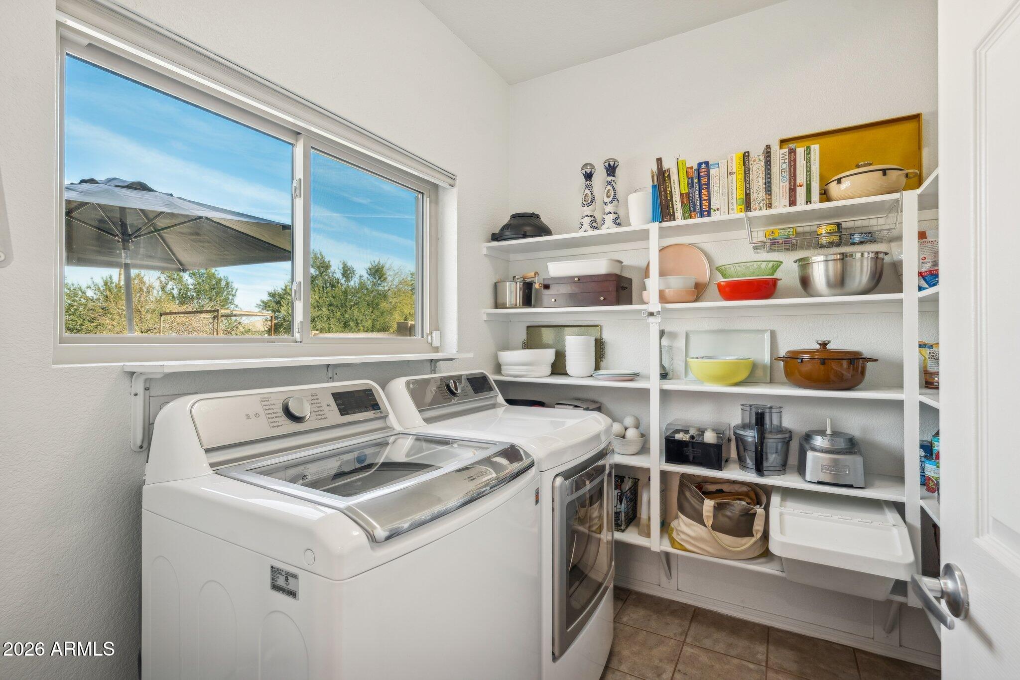 1134 East Pedro Road Phoenix, AZ 85042 - Photo 8 of 30 21-1134 E Pedro Road