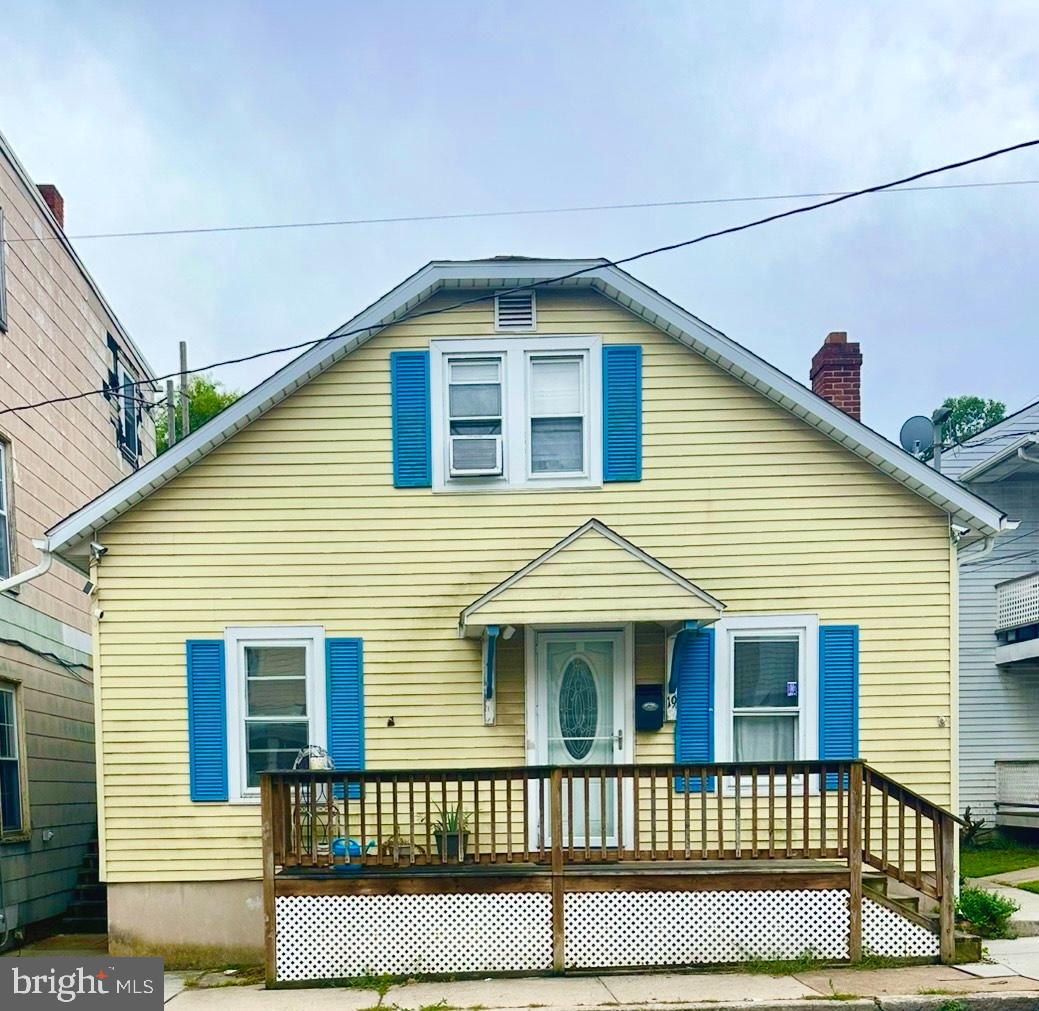 19 Fulton Street Hanover, PA 17331 - Photo 1 of 11 Gallery Image 1