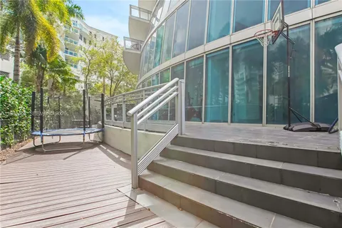 $1,350,000 | 2950 Northeast 188th Street, Unit 150, Aventura, FL 33180