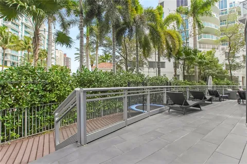 $1,350,000 | 2950 Northeast 188th Street, Unit 150, Aventura, FL 33180