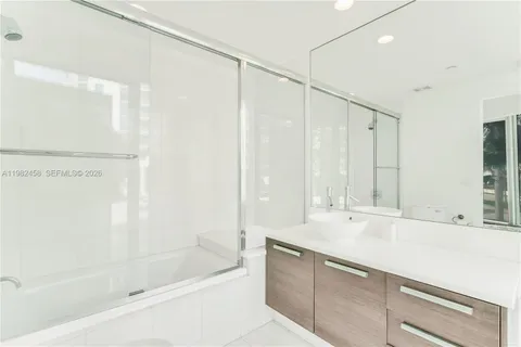 $1,295,000 | 2950 Northeast 188th Street, Unit 150, Aventura, FL 33180