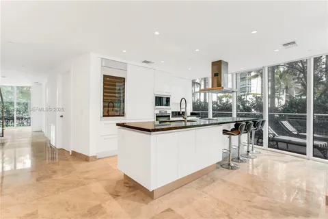 $1,350,000 | 2950 Northeast 188th Street, Unit 150, Aventura, FL 33180