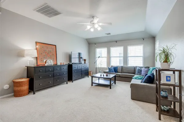 $3,900 | 5722 Ballina Canyon Lane, Houston, TX 77041