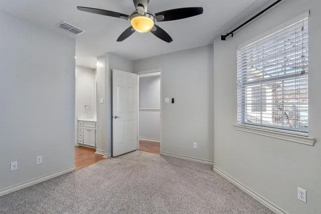 $2,500 | 2408 Enfield Road, Unit 212, Austin, TX 78703