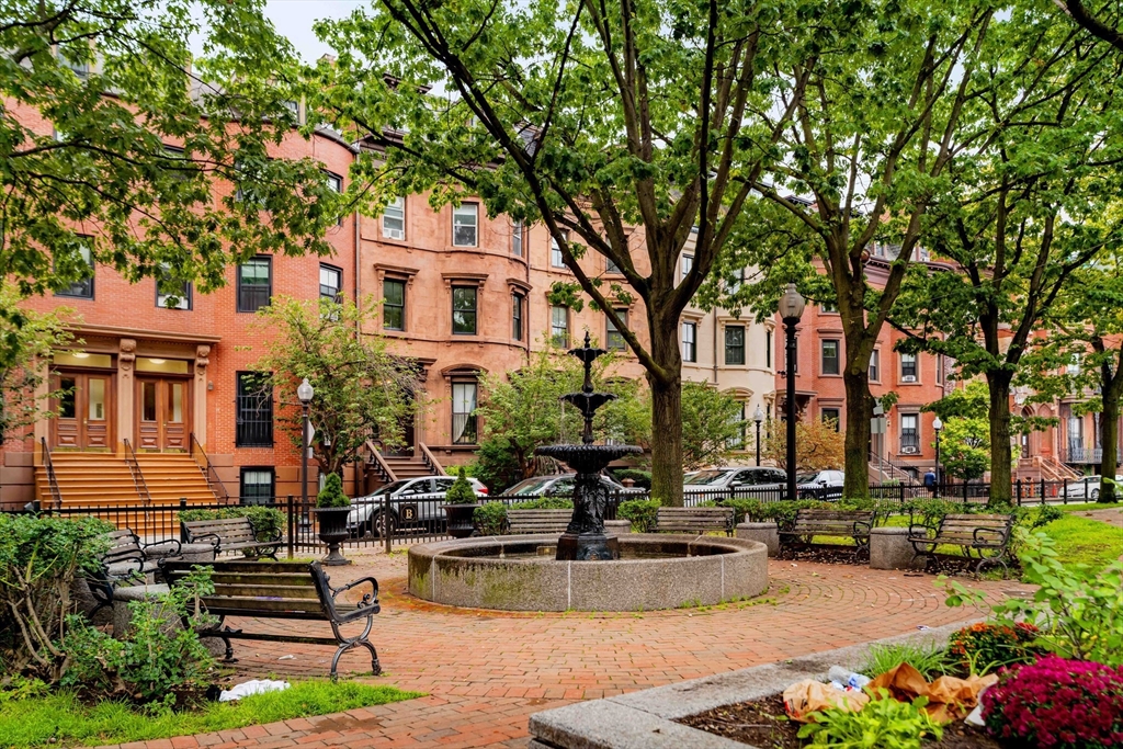 530 Massachusetts Avenue, Unit 2 Boston, MA 02118 - Photo 33 of 33 a front view of a building with trees