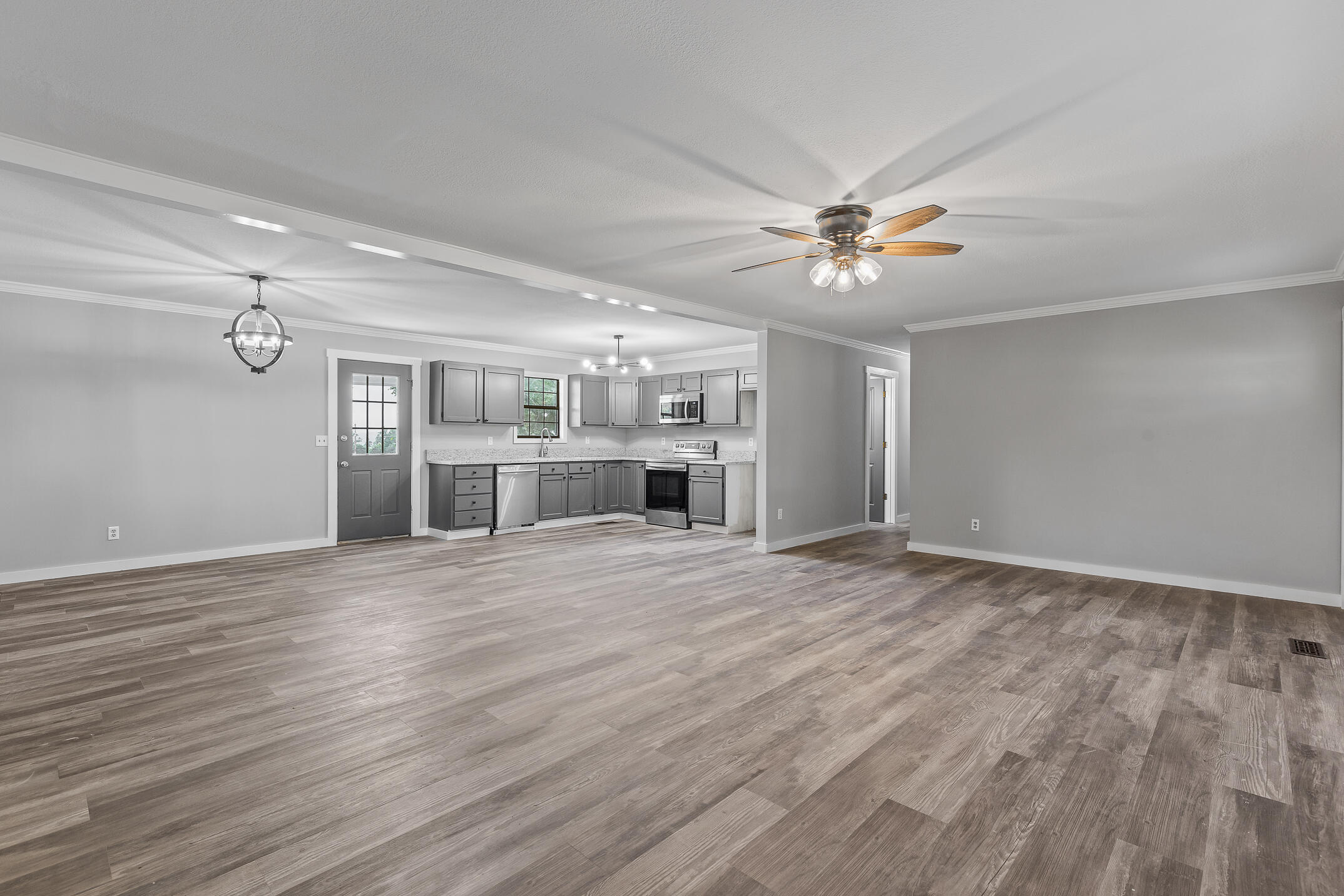 530 Michaels Road Trenton, GA 30752 - Photo 5 of 24 Michaels-15